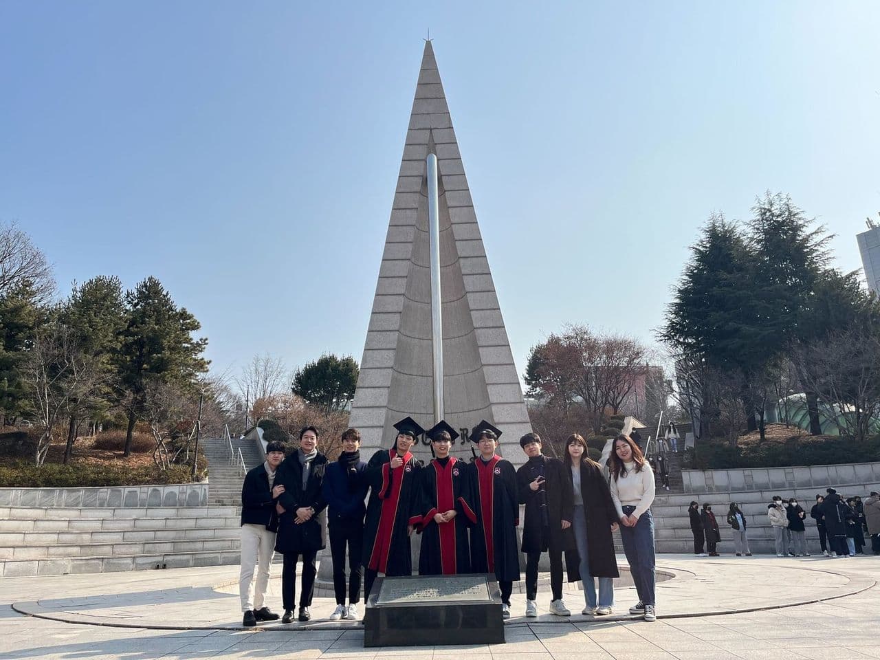 Congratulations on your graduation, Chanhyuk Jeon, Sehwan Park and Yoon-Je Choi! A warm welcome to join PIML as graduate students · 2023.02