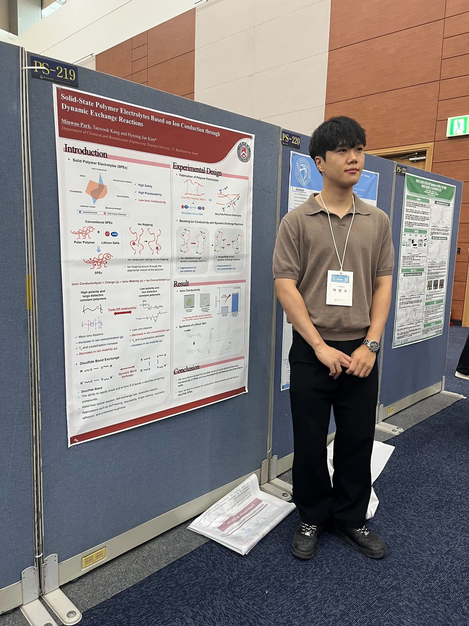 Four awards at the Korea Polymer Society Fall Meeting